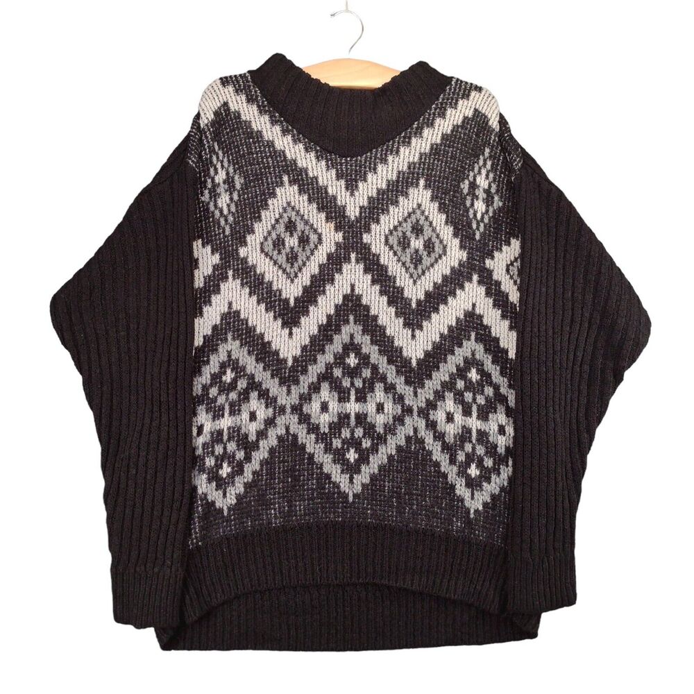 Vintage Carriage Court Womens Sweater Size Large Black White Diamond Geometric